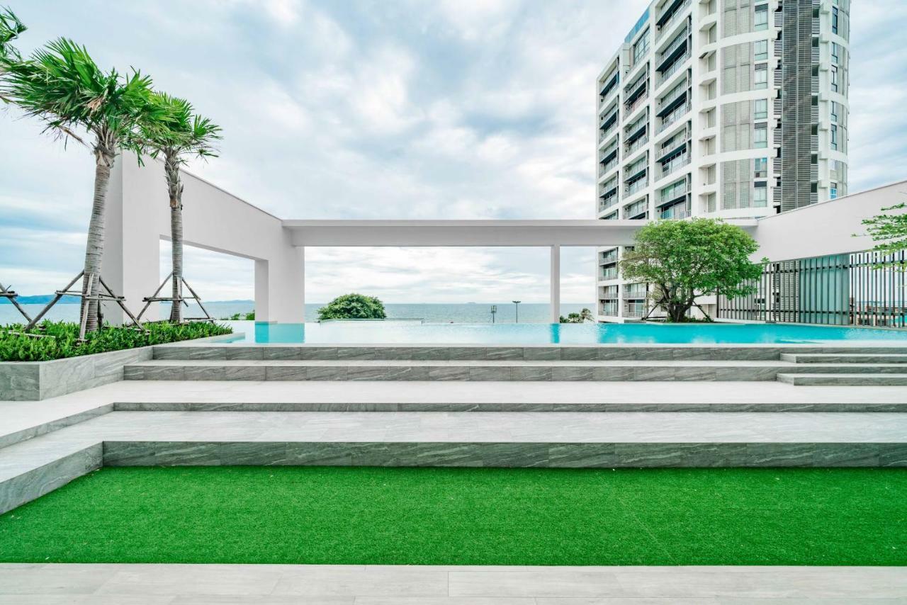 Pattaya Aeras Condotel Джомтьен Экстерьер фото